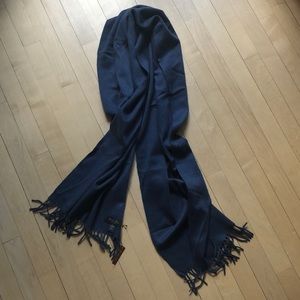 NWT cashmere Loro Piana scarf